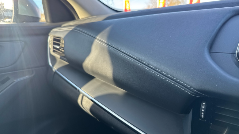 Nissan Qashqai 1.3 DiG-T MH Acenta Premium 5dr Petrol Hatchback